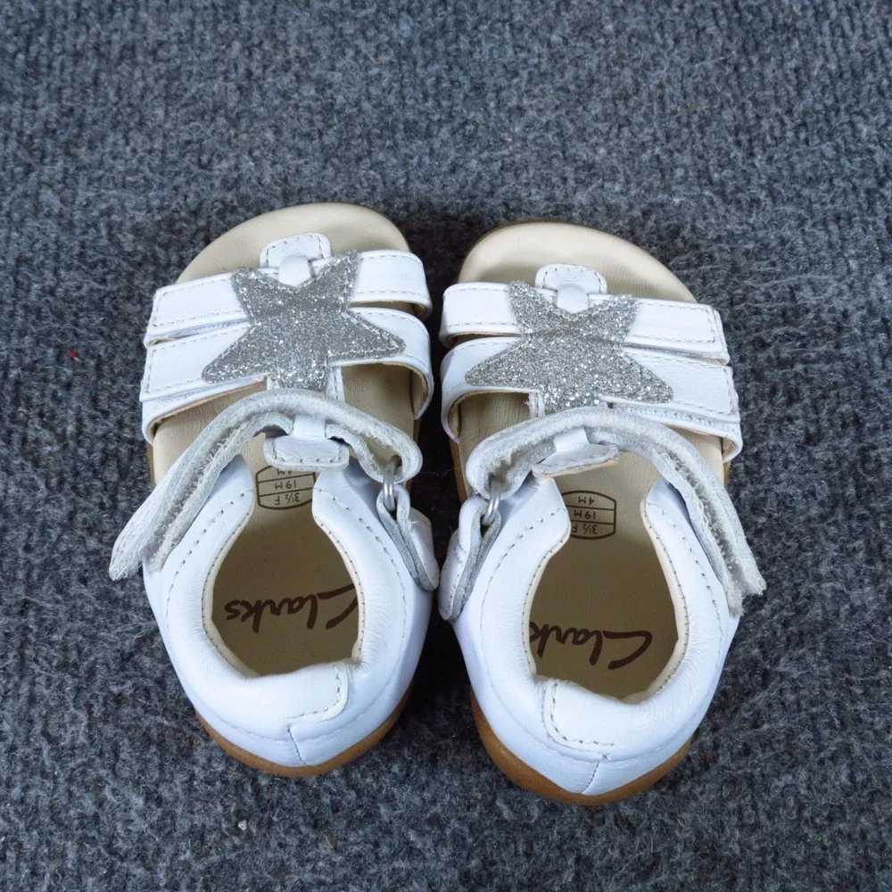 Clarks roamer star